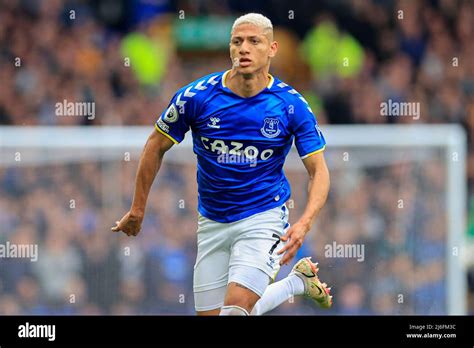 16,349 Richarlison Photos & High Res Pictures